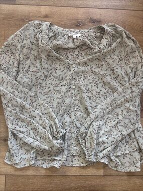 Blu Pepper Sage Floral Button-Down Blouse